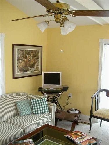Fuquay Mineral Spring Inn & Garden מראה חיצוני תמונה